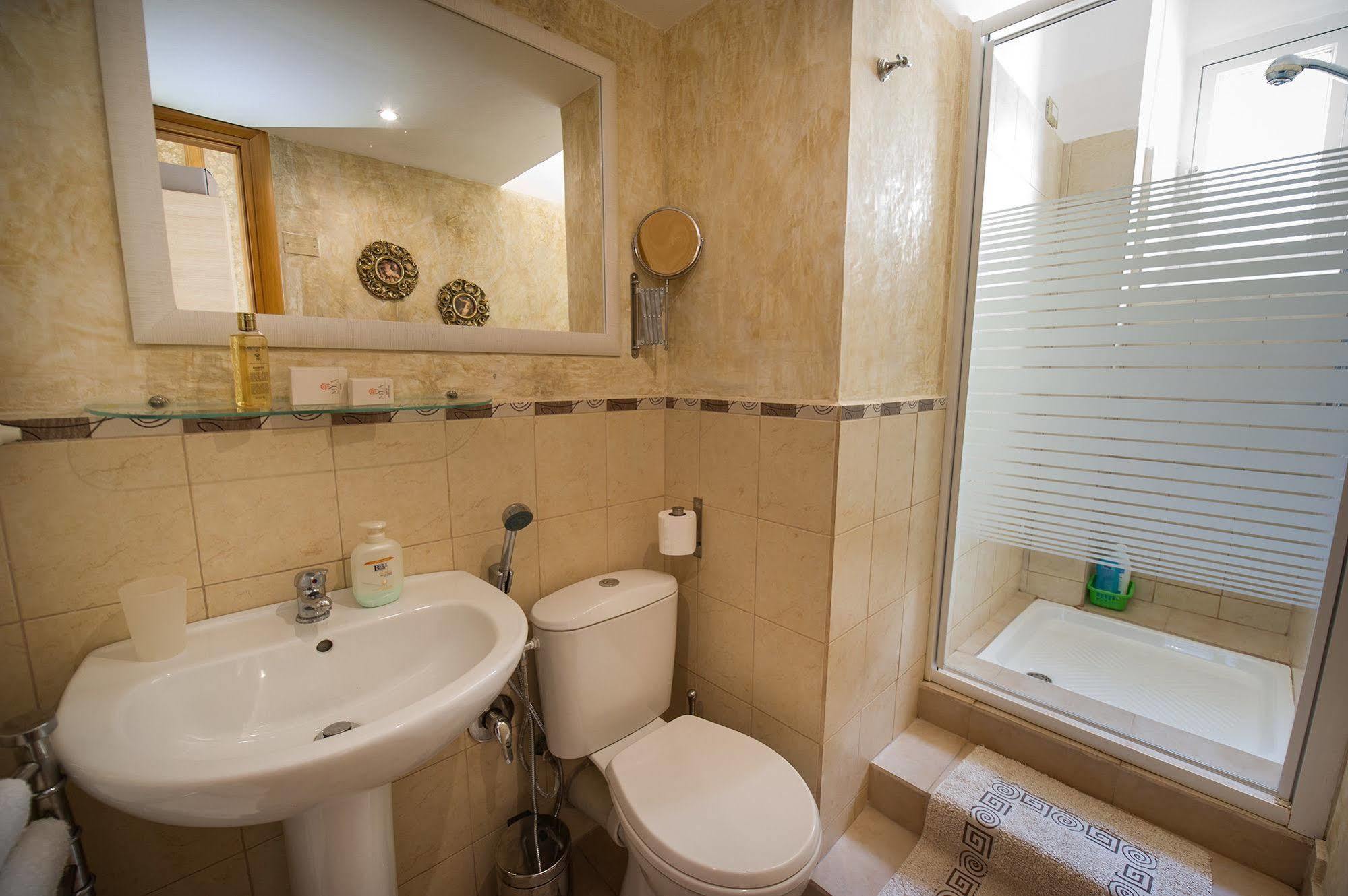 Bed and Breakfast Art Domus Reale Rzym Zewnętrze zdjęcie